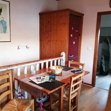 Joli Tres Clair Apartamento
